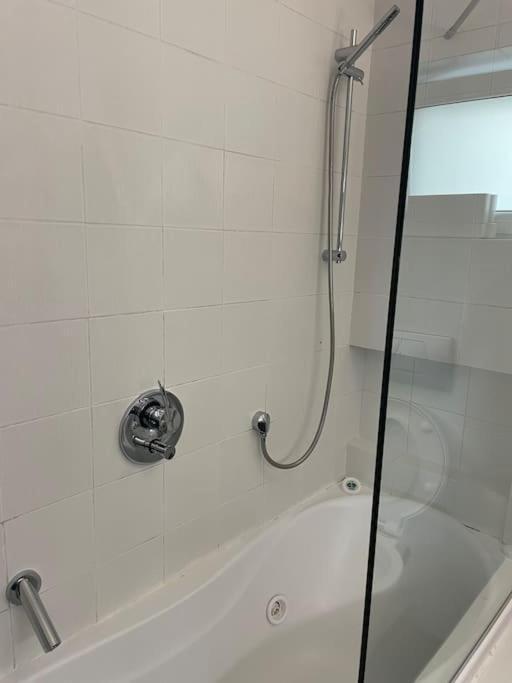 The One Apartment Thessaloníki Ngoại thất bức ảnh
